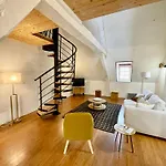 Beau Duplex Centre Appartamento